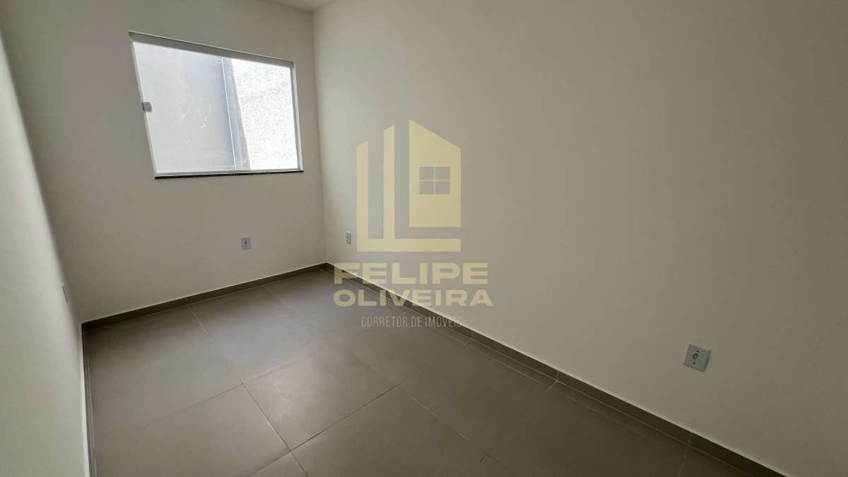 Casa geminada à venda com 2 quartos, 60m² - Taquara,Duque de Caxias