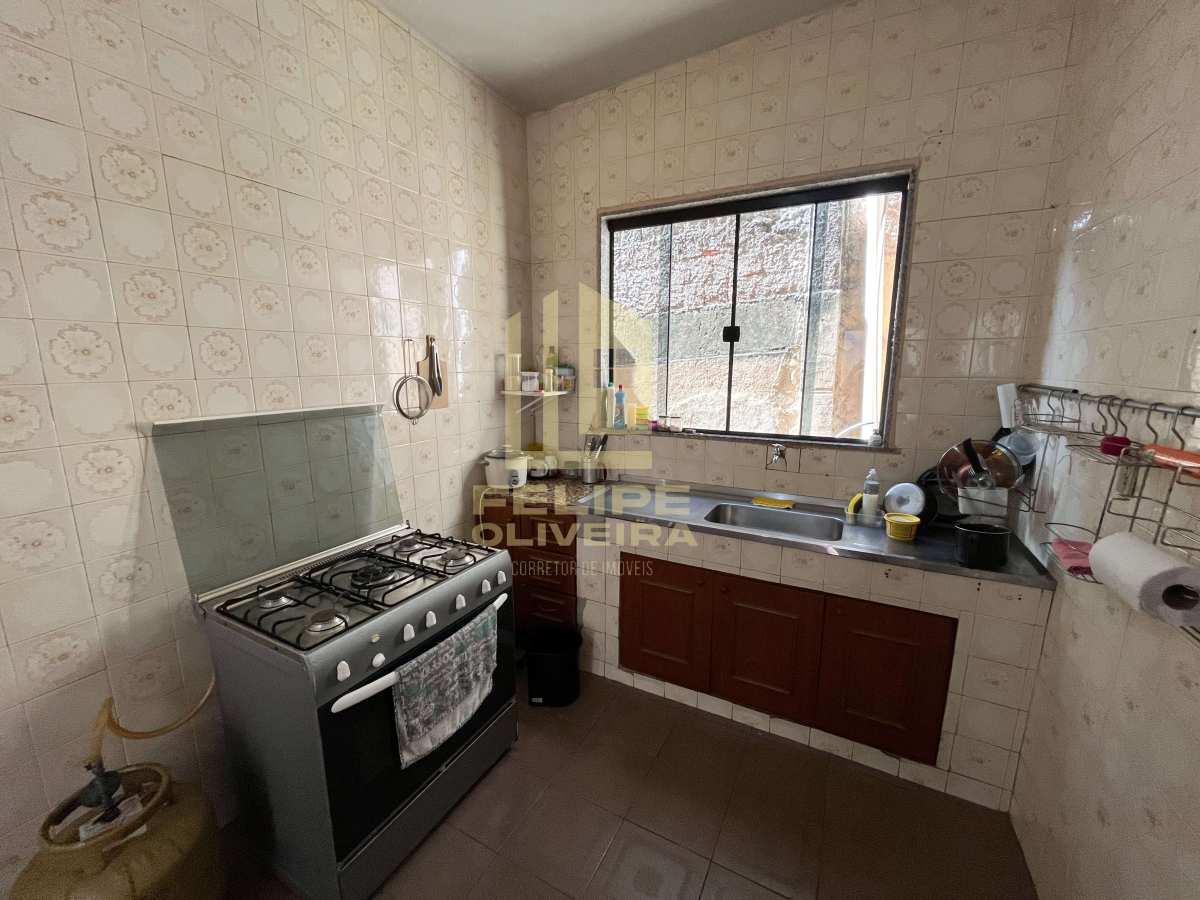  - Casa à venda em Duque de Caxias, Parque Fluminense, com 2 quartos, 50m²