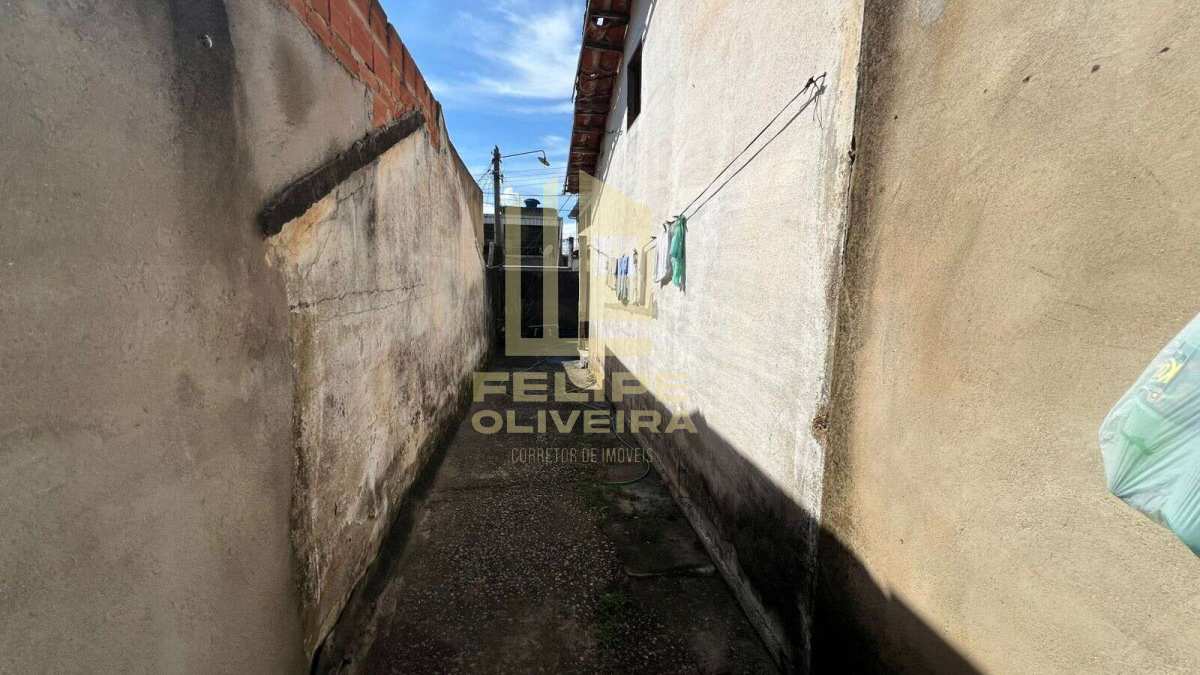 Casa à venda com 2 quartos - Parque Fluminense,Duque de Caxias