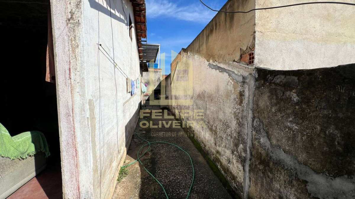 Casa à venda com 2 quartos - Parque Fluminense,Duque de Caxias