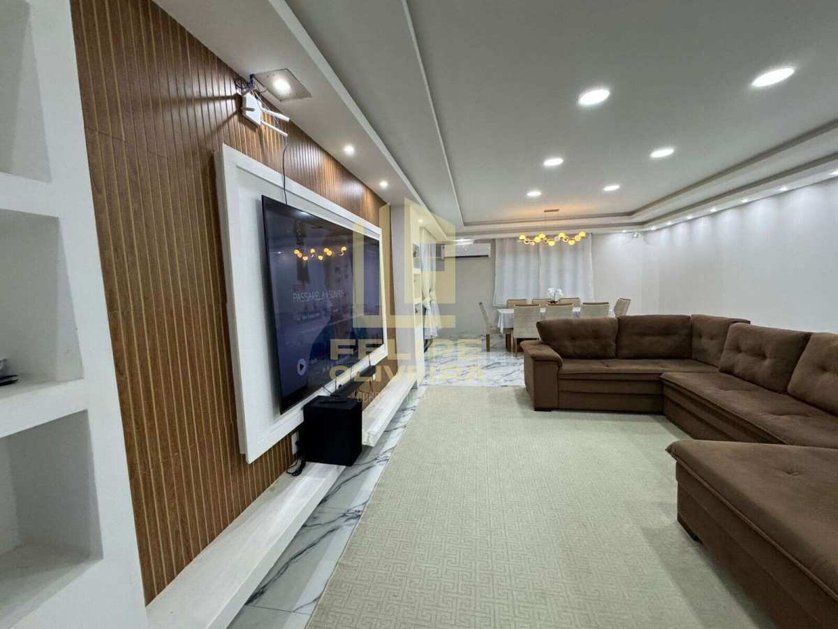 Casa à venda com 4 quartos - xerem,Duque de Caxias