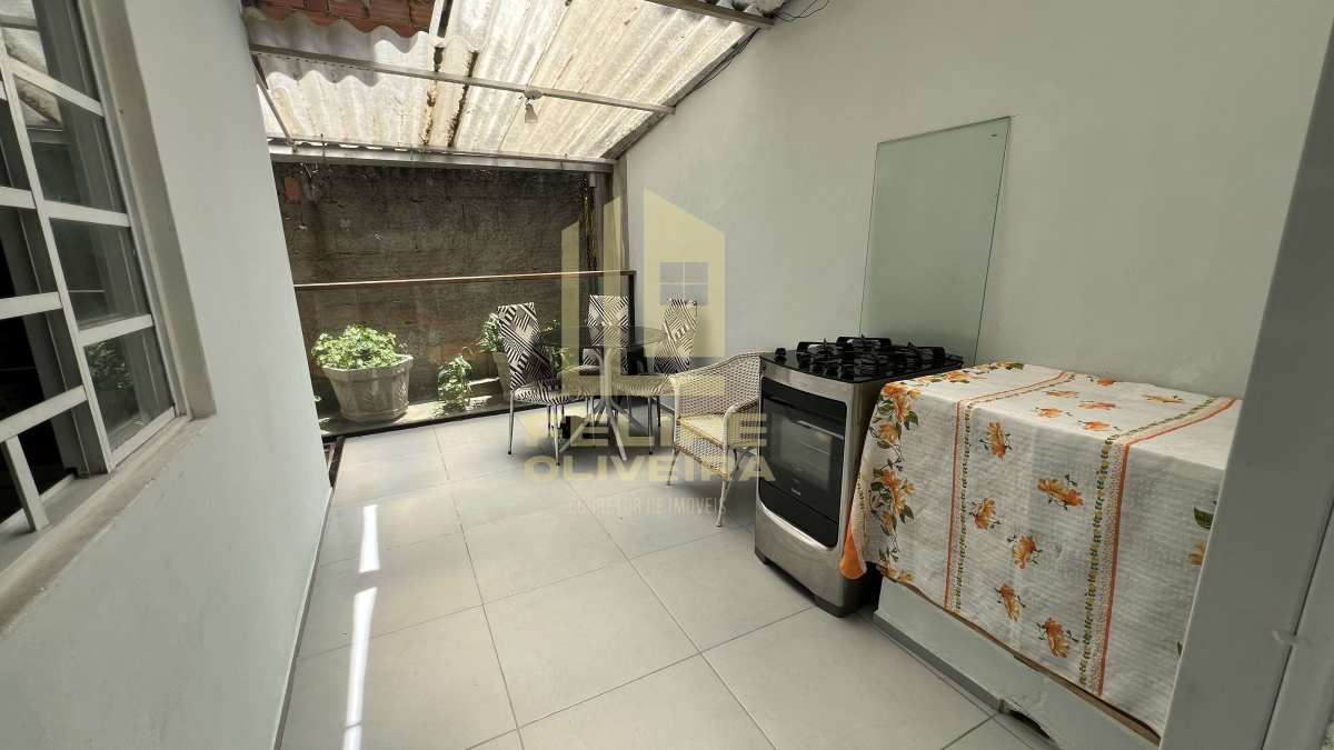  - Casa à venda em Duque de Caxias, Jardim primavera, com 2 quartos