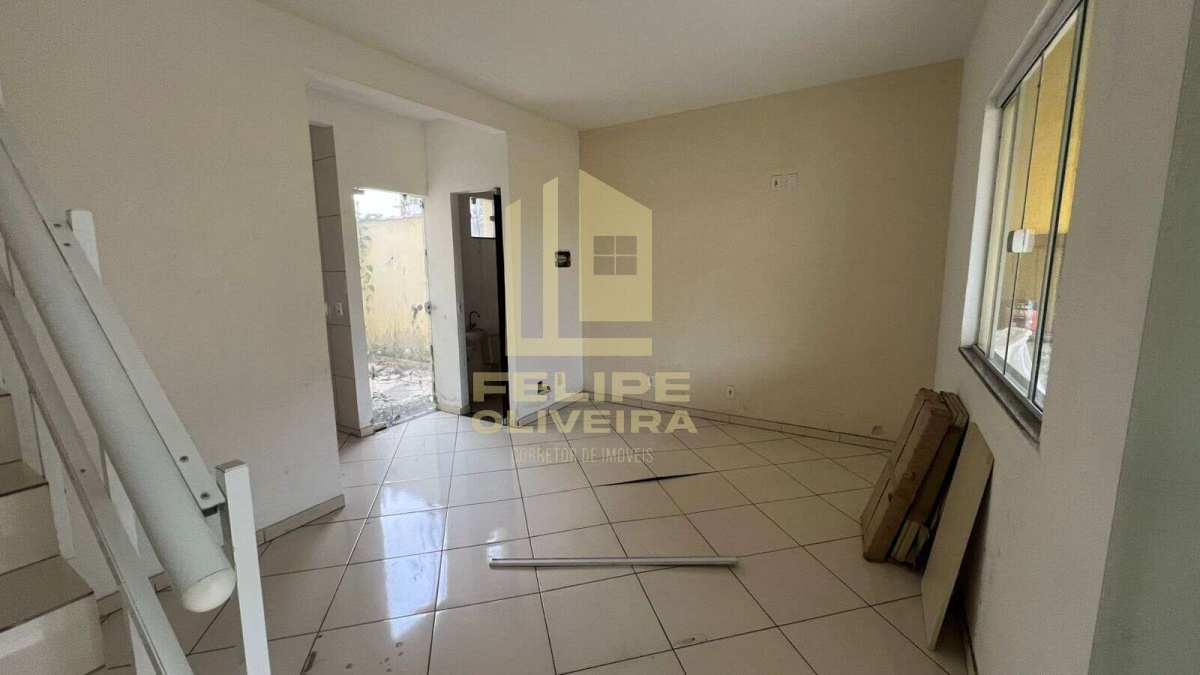 Duplex à venda com 2 quartos - Vila Alzira,Duque de Caxias