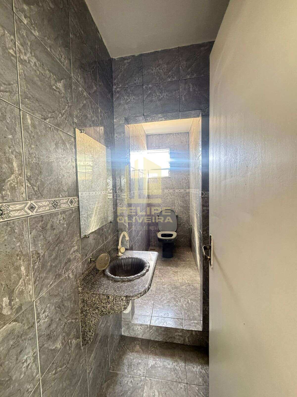  - Sobrado para alugar em Duque de Caxias, Parque Alvorada, com 3 quartos