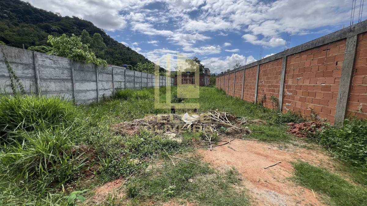 Terreno à venda - Estrada do Rio do Ouro,Xerém